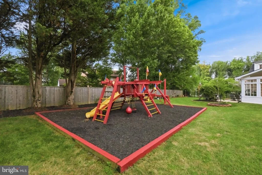 Photo of 3800 QUEEN MARY DRIVE