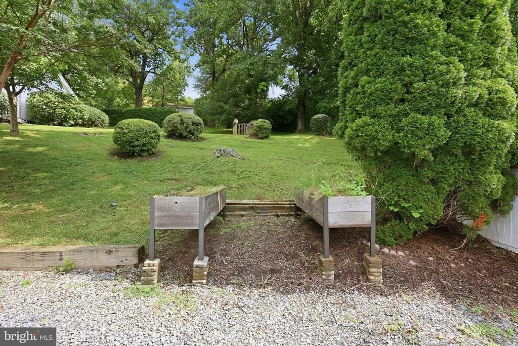 Photo of 4507 REMOUNT ROAD