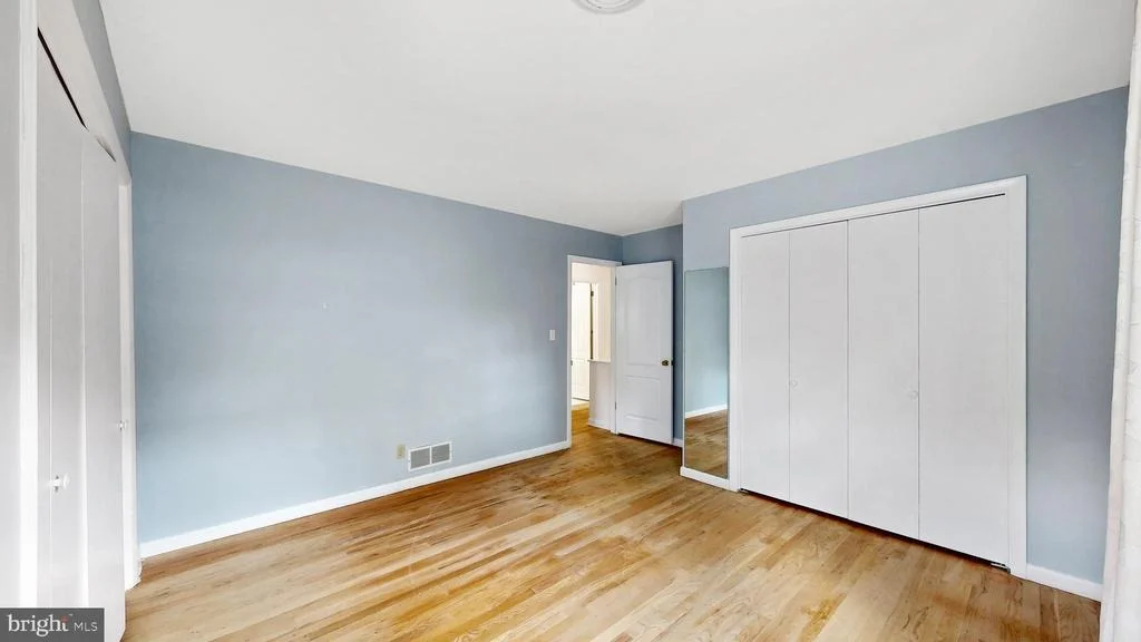Photo of 45 W FAIRFIELD DRIVE