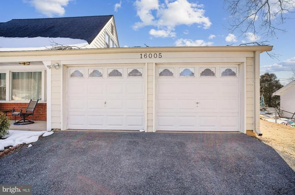 Photo of 16005 PENNANT LANE