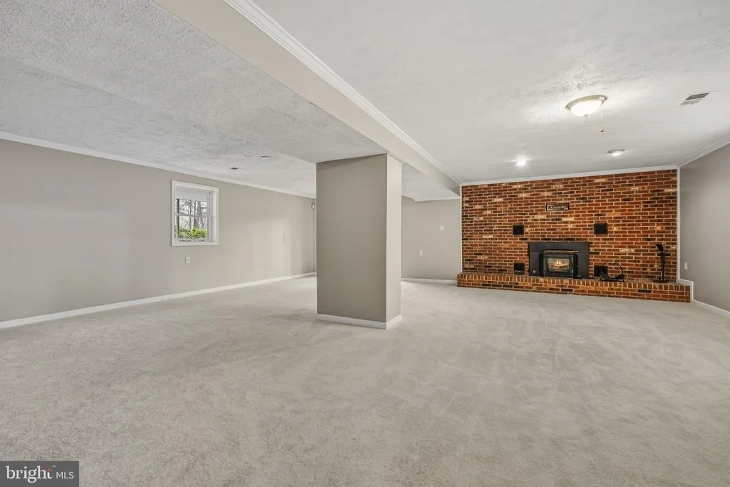 Photo of 16 INEZ WAY