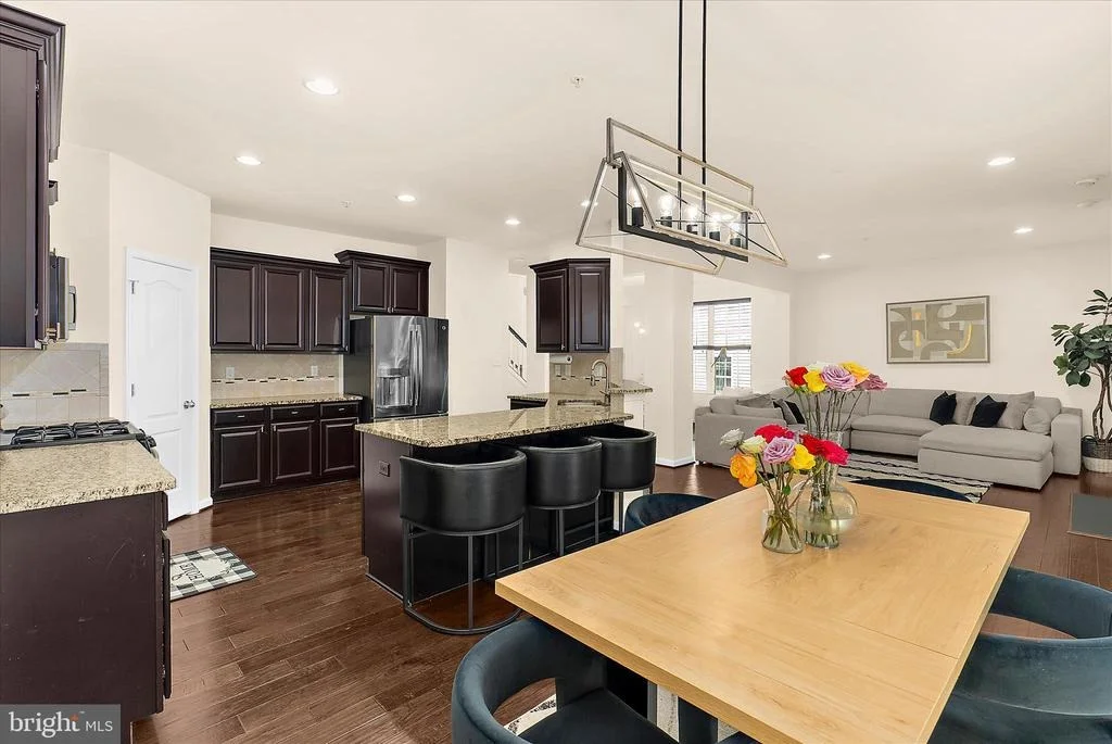 Photo of 7807 STONEBRIAR DRIVE