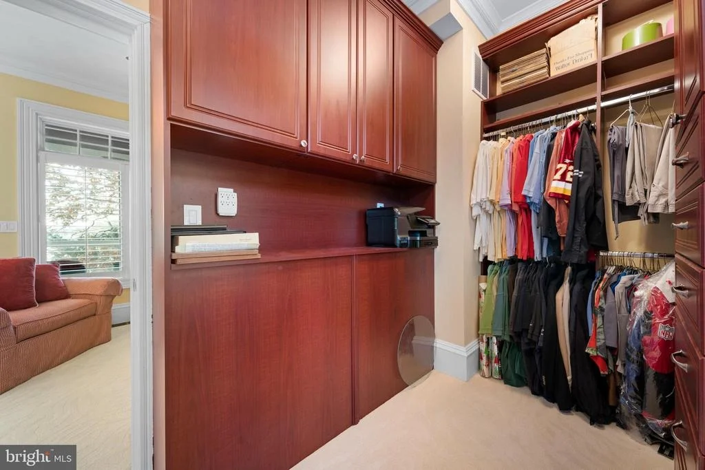 Photo of 206 HARBOR DRIVE