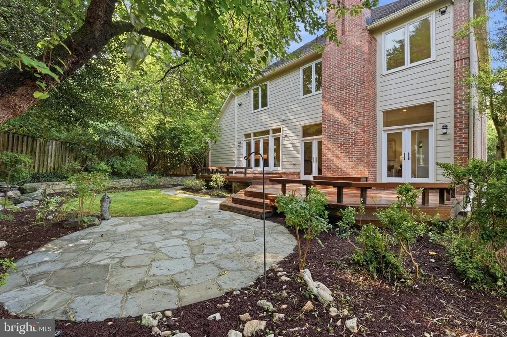 Photo of 6505 RIVER ROAD