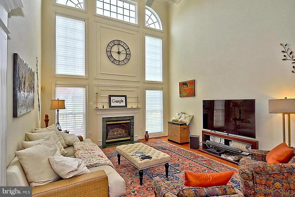 Photo of 16529 HARBOUR TOWN DRIVE