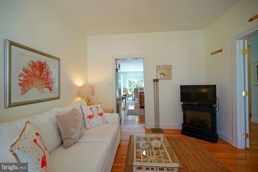 Photo of 230 MARINA DRIVE
