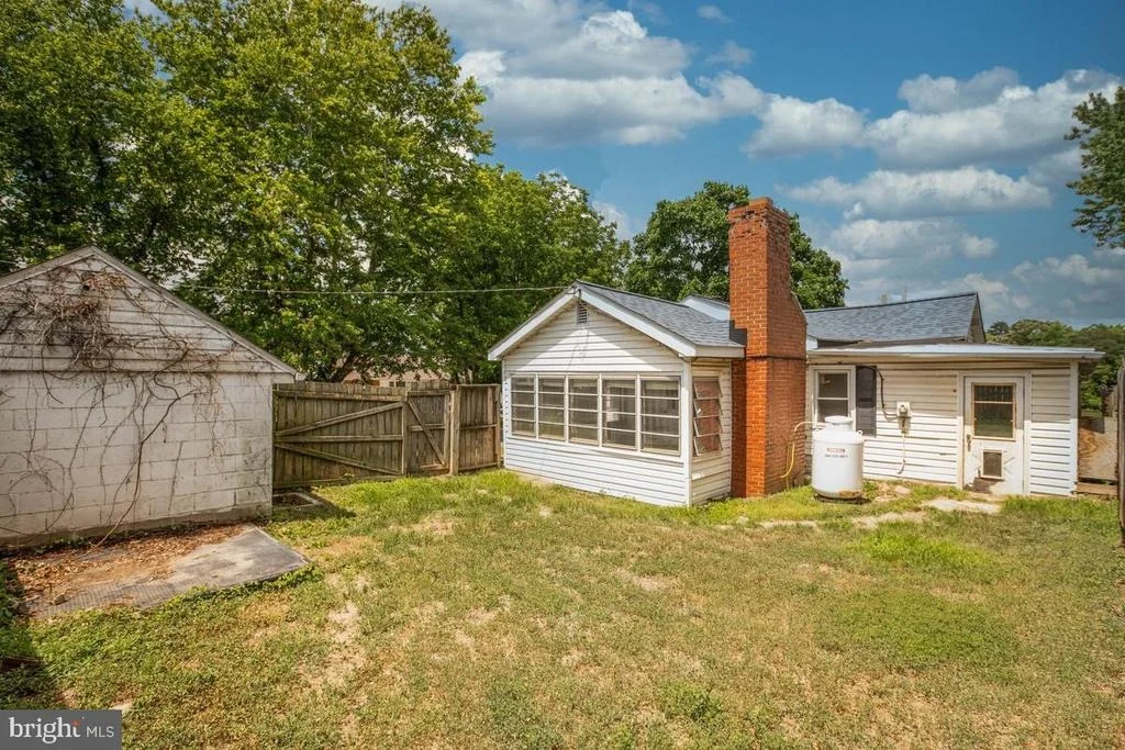 Photo of 7801 WATERVIEW