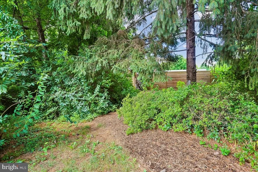 Photo of 3604 HERITAGE LANE