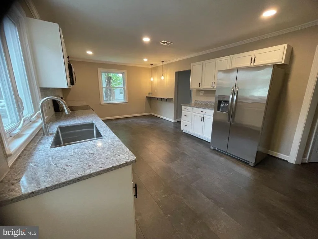 Photo of 401 FOREST VIEW