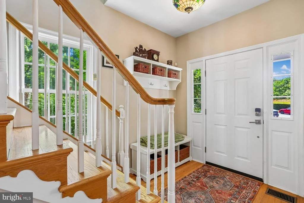 Photo of 465 TSCHIFFELY SQUARE ROAD