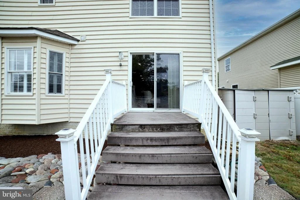 Photo of 833 SELBY BOULEVARD