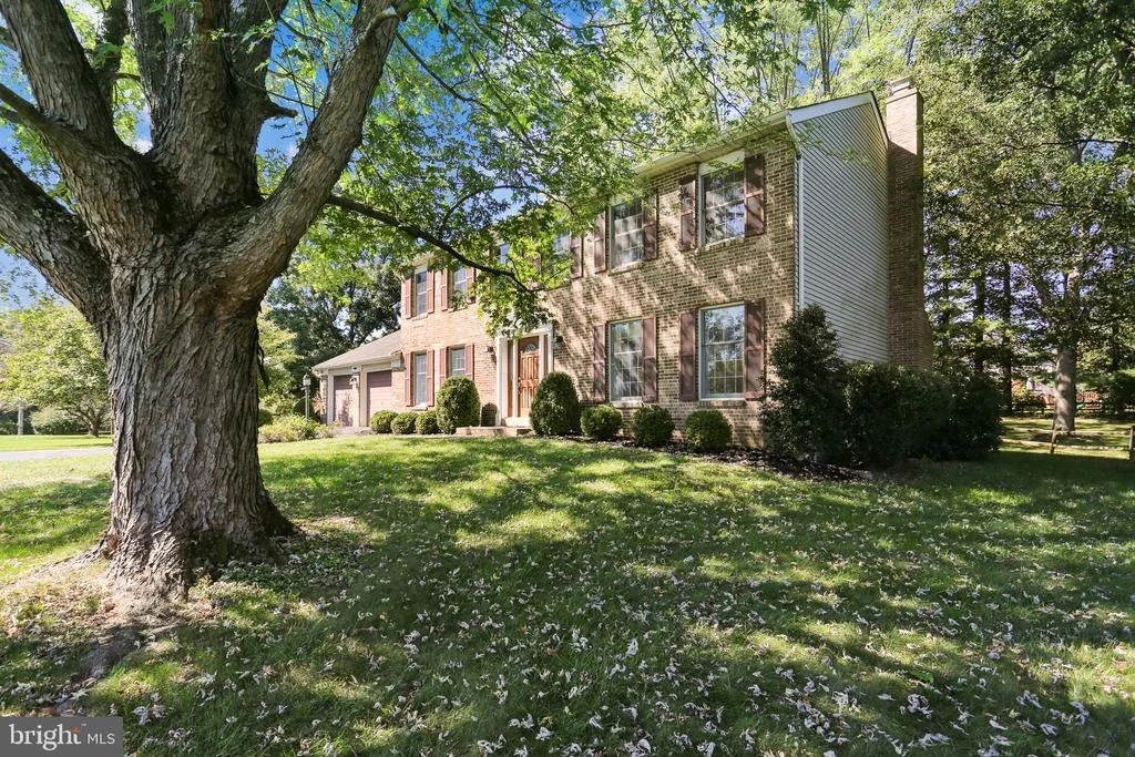 Photo of 9301 HUNTMASTER ROAD