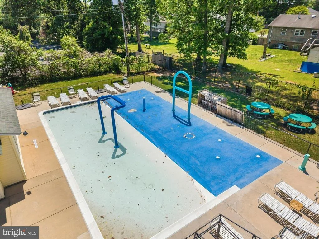 Photo of 4501 APPLE TREE DRIVE