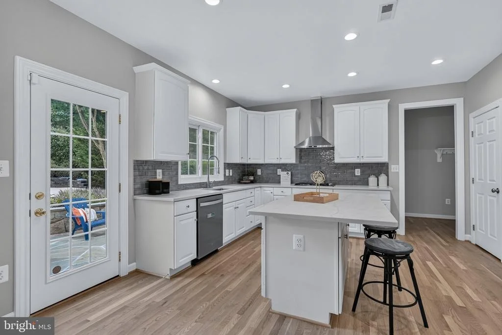 Photo of 10013 PURITAN WAY