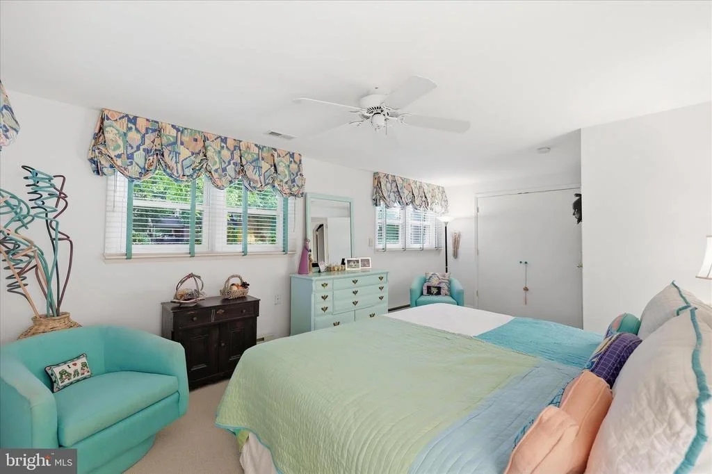 Photo of 6796 SUNNYBROOK DRIVE