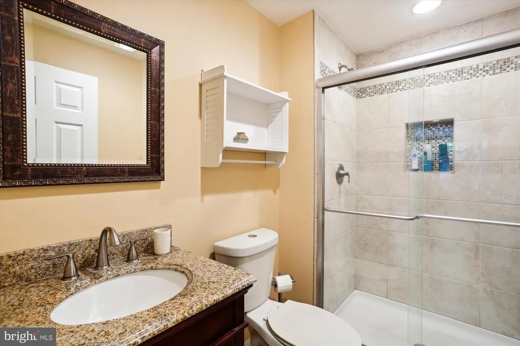 Photo of 18521 AZALEA DRIVE