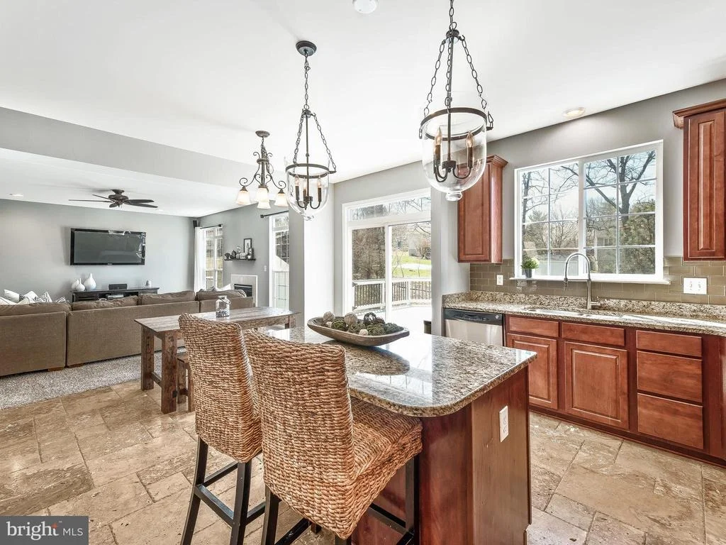 Photo of 6122 CLEMENTS LANE