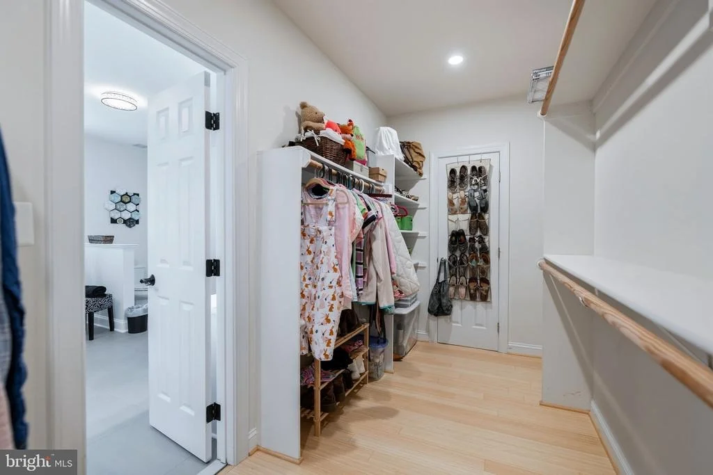 Photo of 9809 JOHN ROBERT WAY