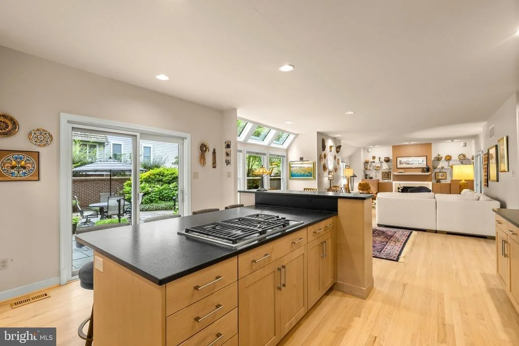 Photo of 11201 SHADOWMERE MEWS