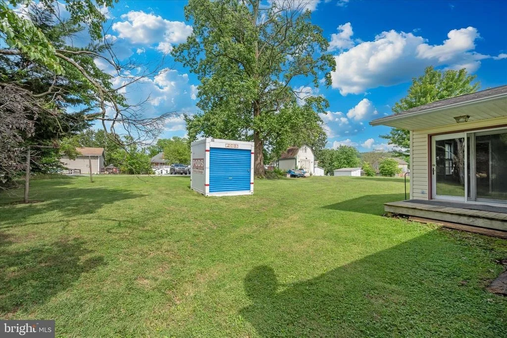 Photo of 7 DELLA LANE