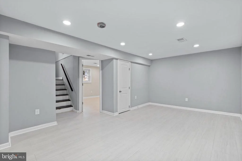 Photo of 3024 TARPON ROAD