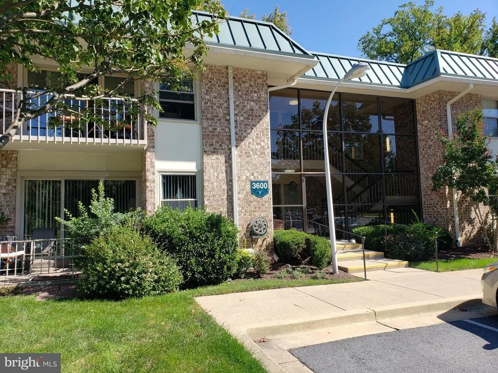 Photo of Unit 73A at 3600 GLENEAGLES DRIVE
