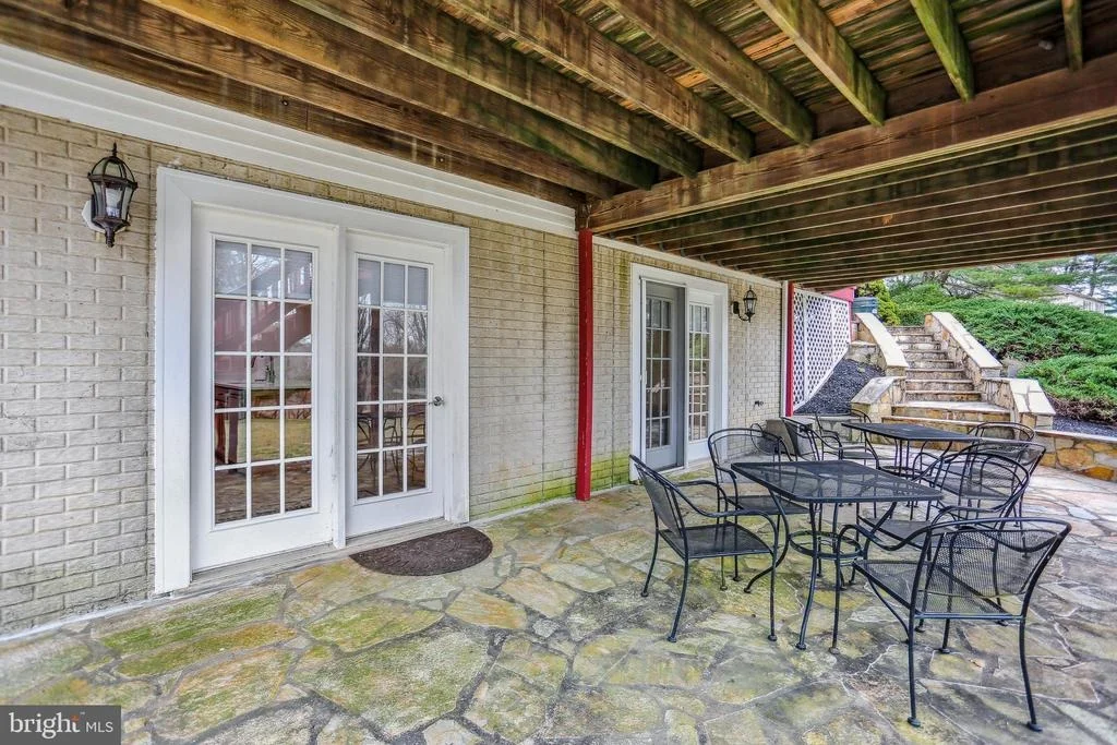 Photo of 8625 STABLEVIEW COURT