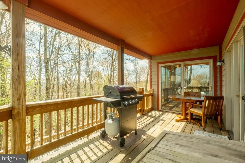 Photo of 206 HIGHLINE DRIVE
