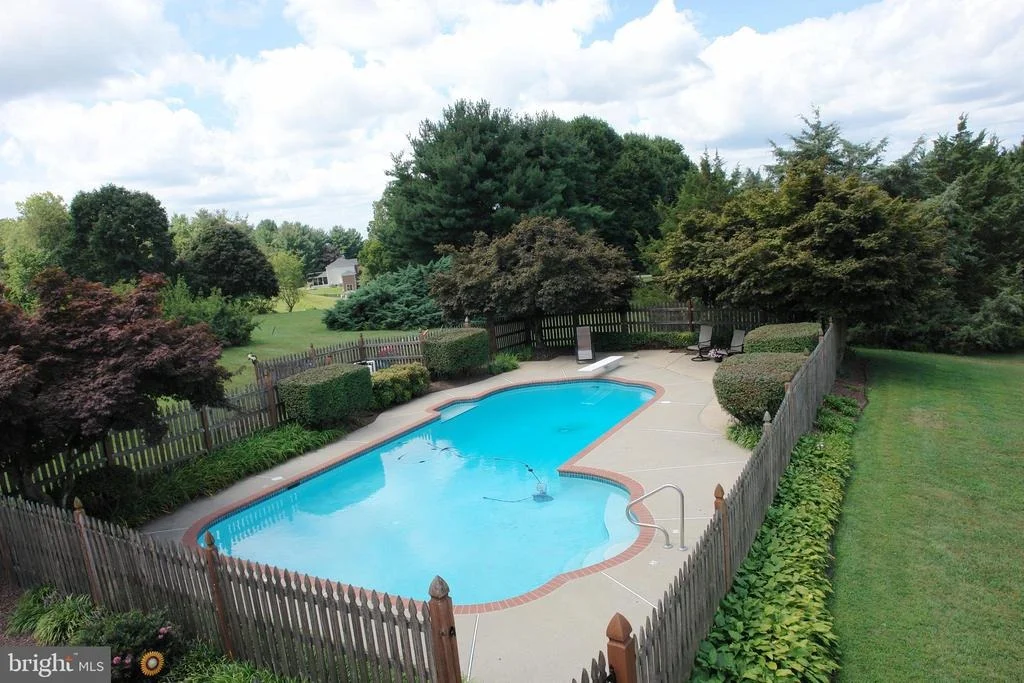 Photo of 21612 STABLEVIEW DRIVE