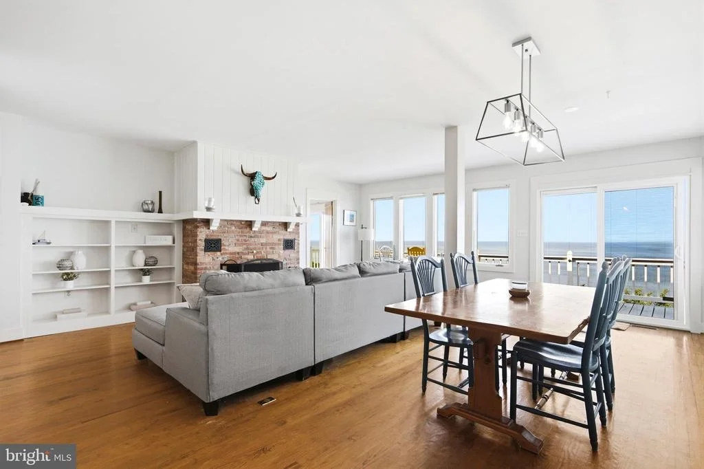 Photo of 5424 BEACH DRIVE