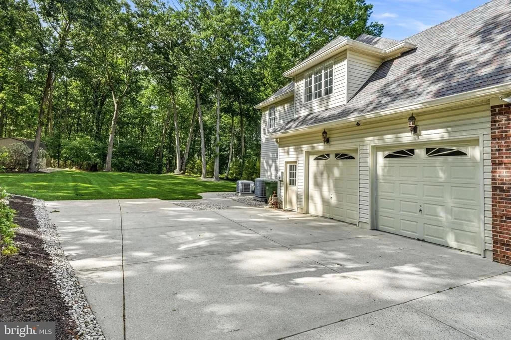 Photo of 25 FOX TAIL COURT