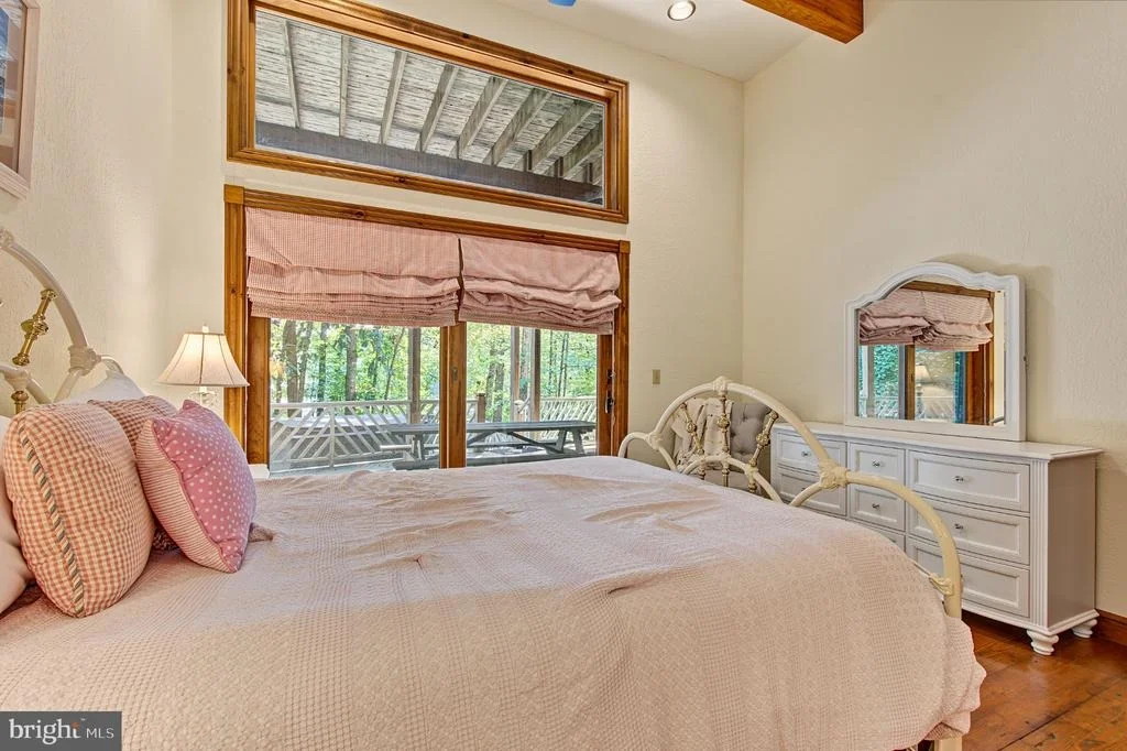 Photo of 2747 MARSH HILL ROAD