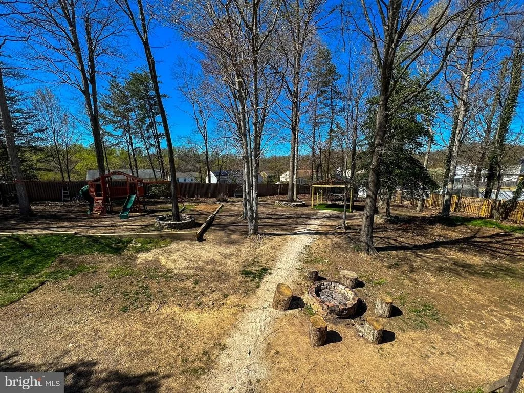 Photo of 9601 ROOSTER LANE