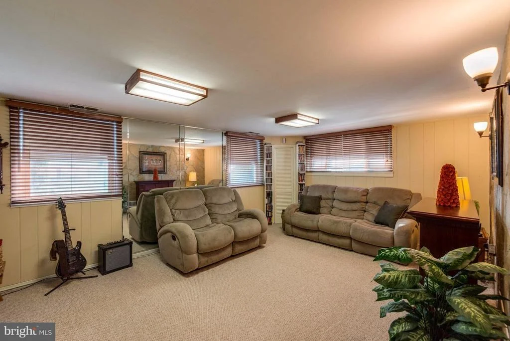 Photo of 1203 COBB ROAD