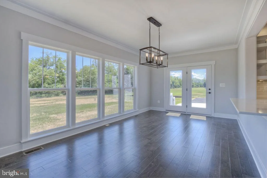 Photo of 480 LEELAND ROAD