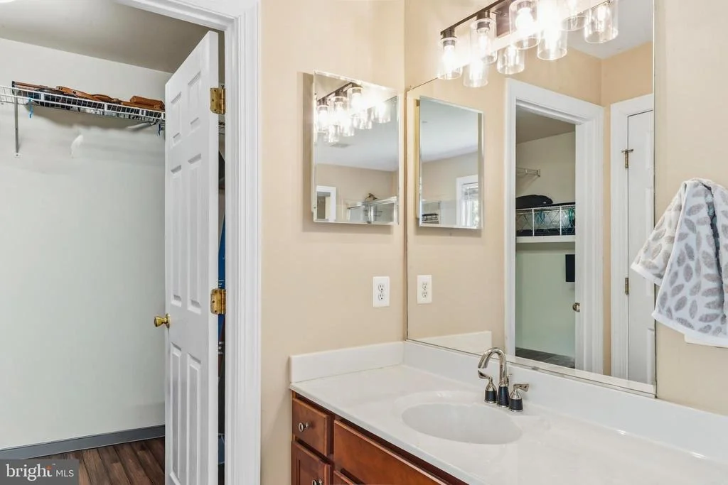 Photo of 43276 JOHN DANFORTH COURT