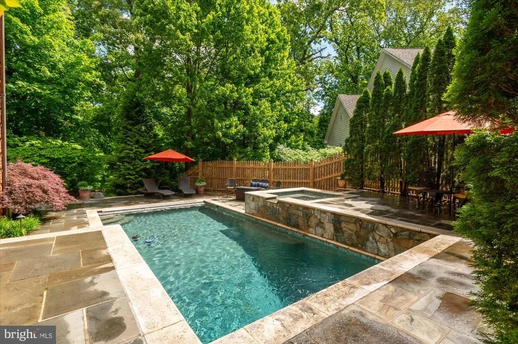 Photo of 4115 40TH PLACE N