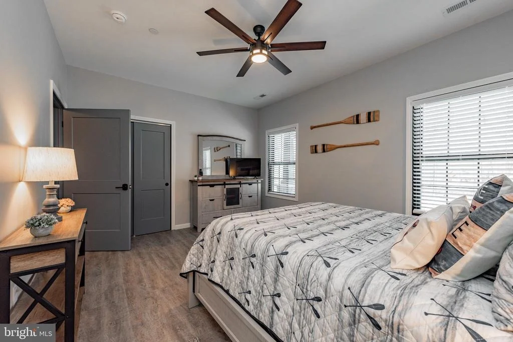 Photo of 220 BILTMORE VIEW