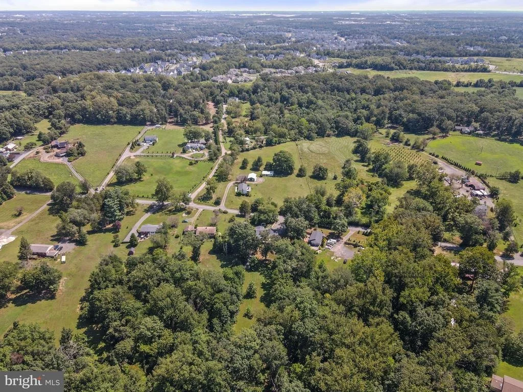 Photo of 23439 WATSON ROAD