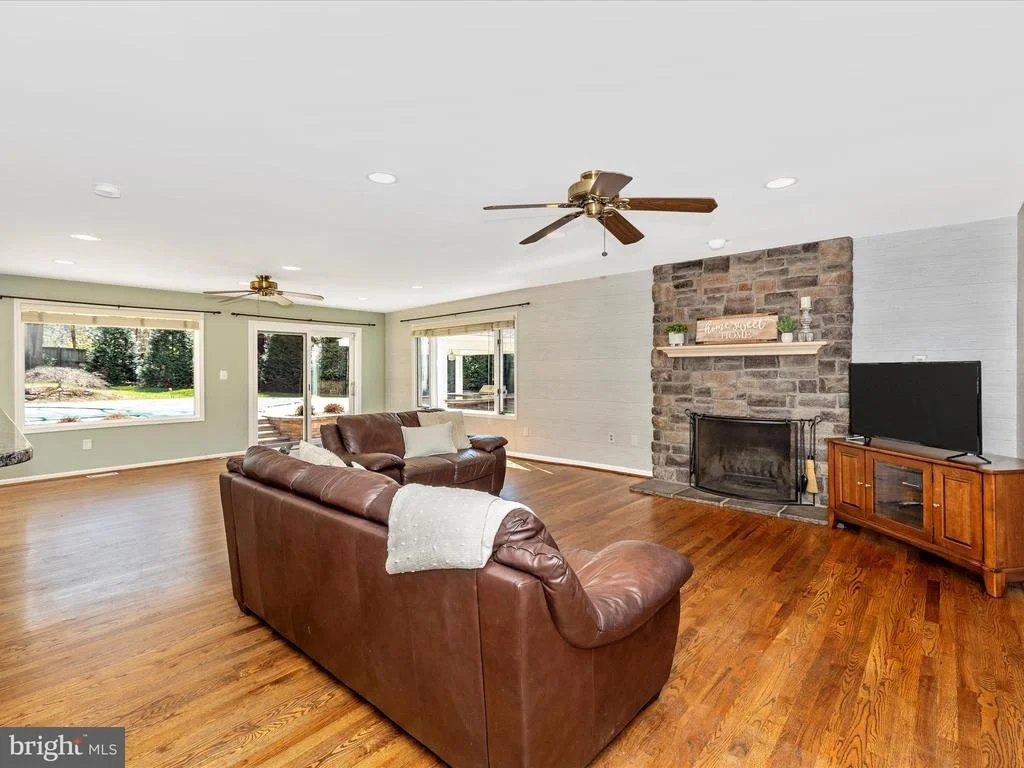 Photo of 8204 GOODHURST DRIVE