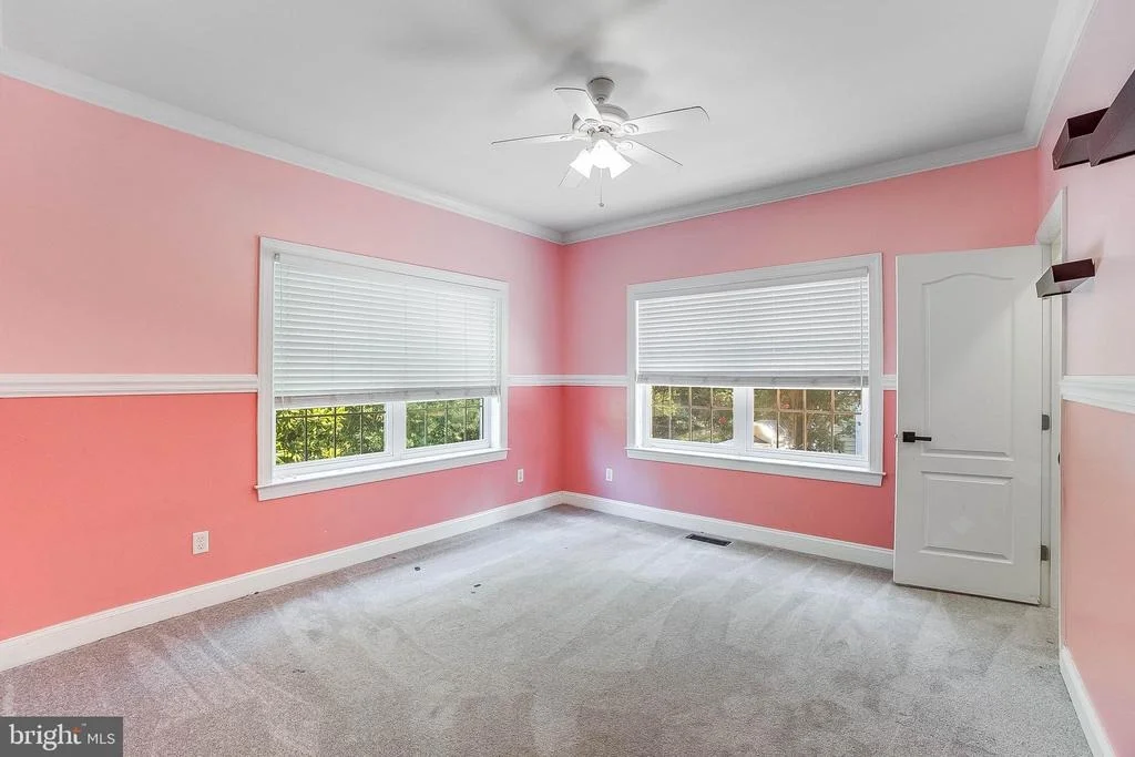 Photo of 33015 FOREST KNOLL DRIVE