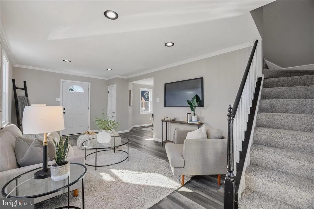 Photo of 183 KENWOOD ROAD