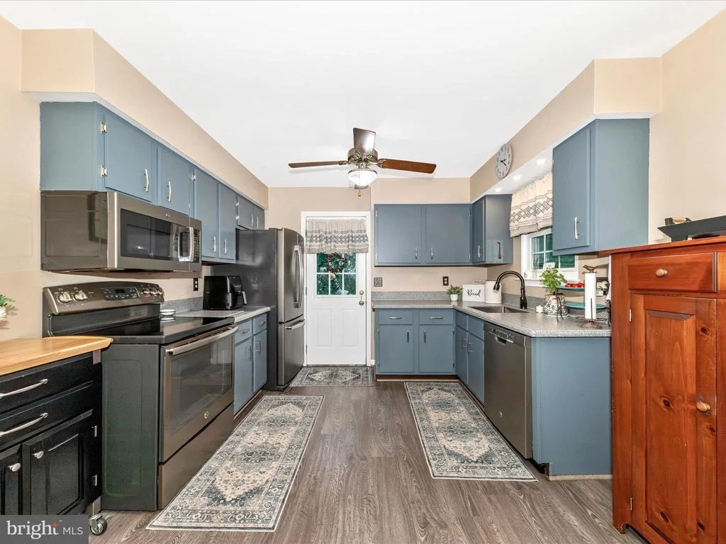 Photo of 25312 CLEARWATER DRIVE