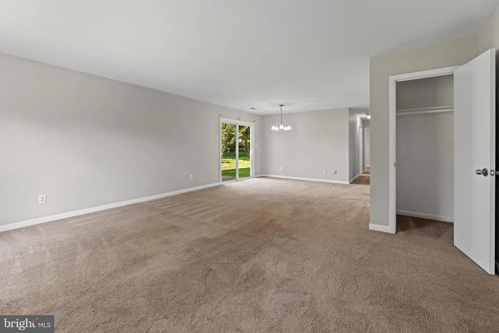 Photo of 593 PLAIN ROAD