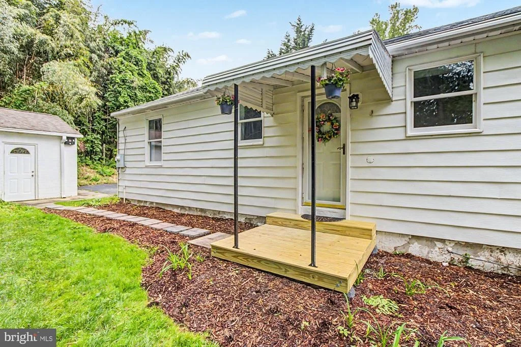 Photo of 604 PROSPECT MILL ROAD