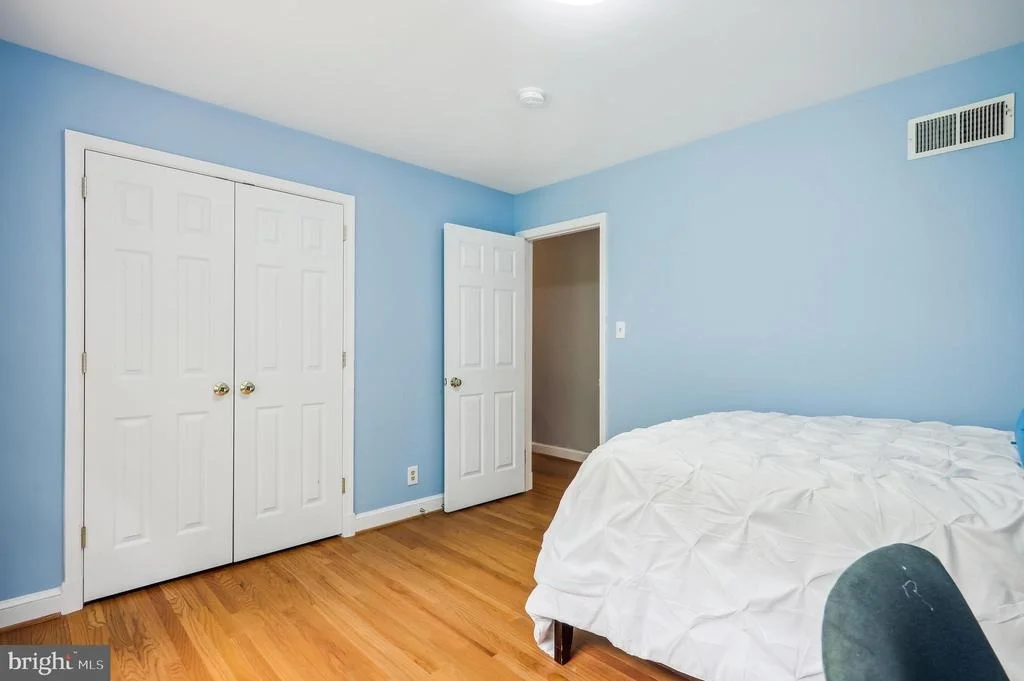 Photo of 8217 WINDSOR VIEW TERRACE