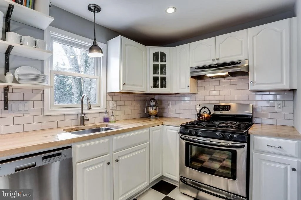Photo of 1335 BROOK ROAD