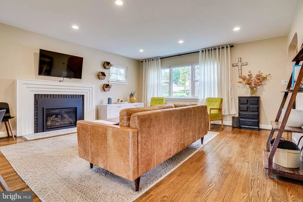 Photo of 3905 ROSE LANE