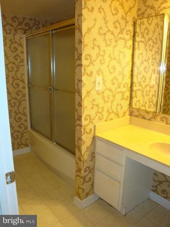 Photo of Unit 2302 at 15107 INTERLACHEN DRIVE