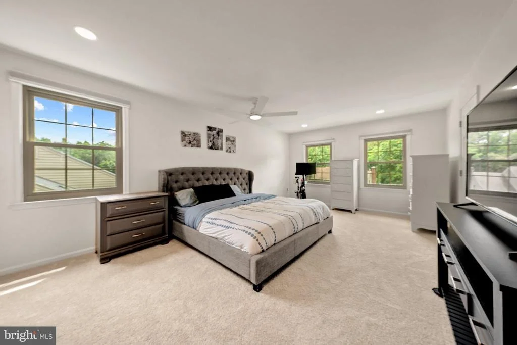 Photo of 7409 SHADY PALM DRIVE